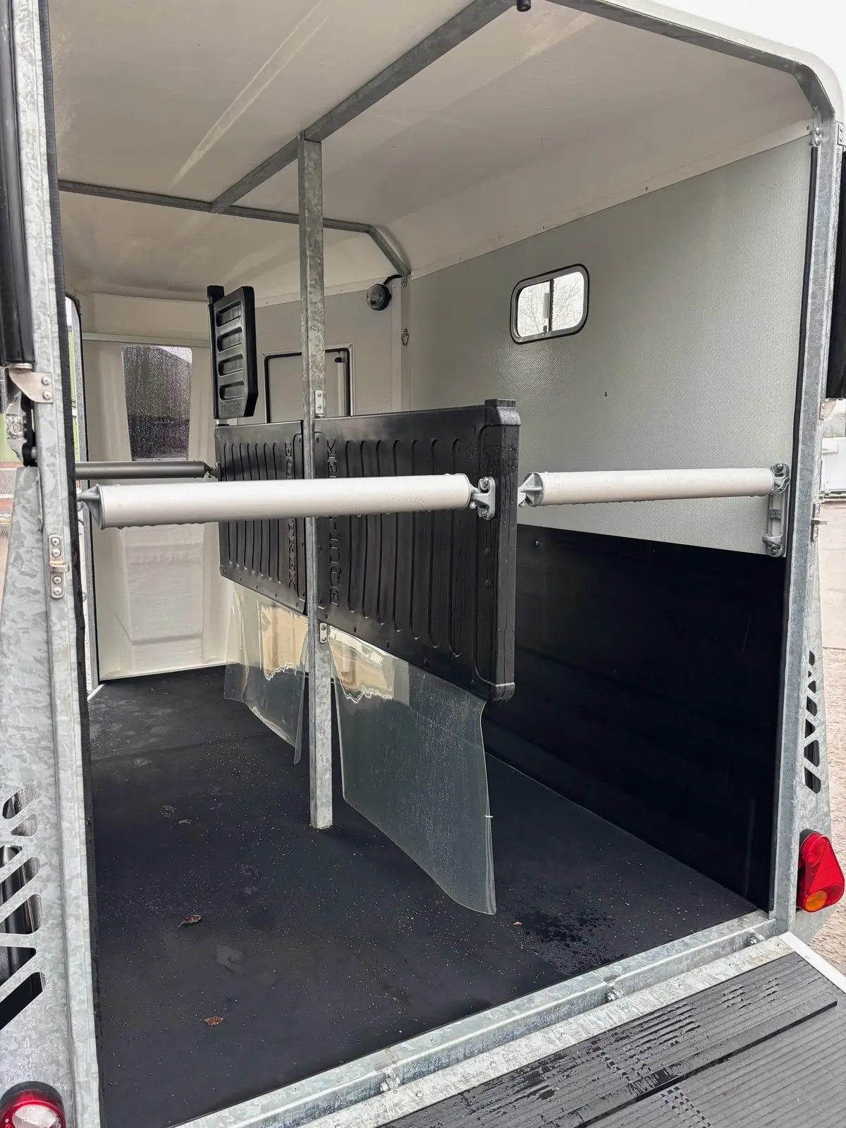 Equi-Trek Apollo Trailer for Sale