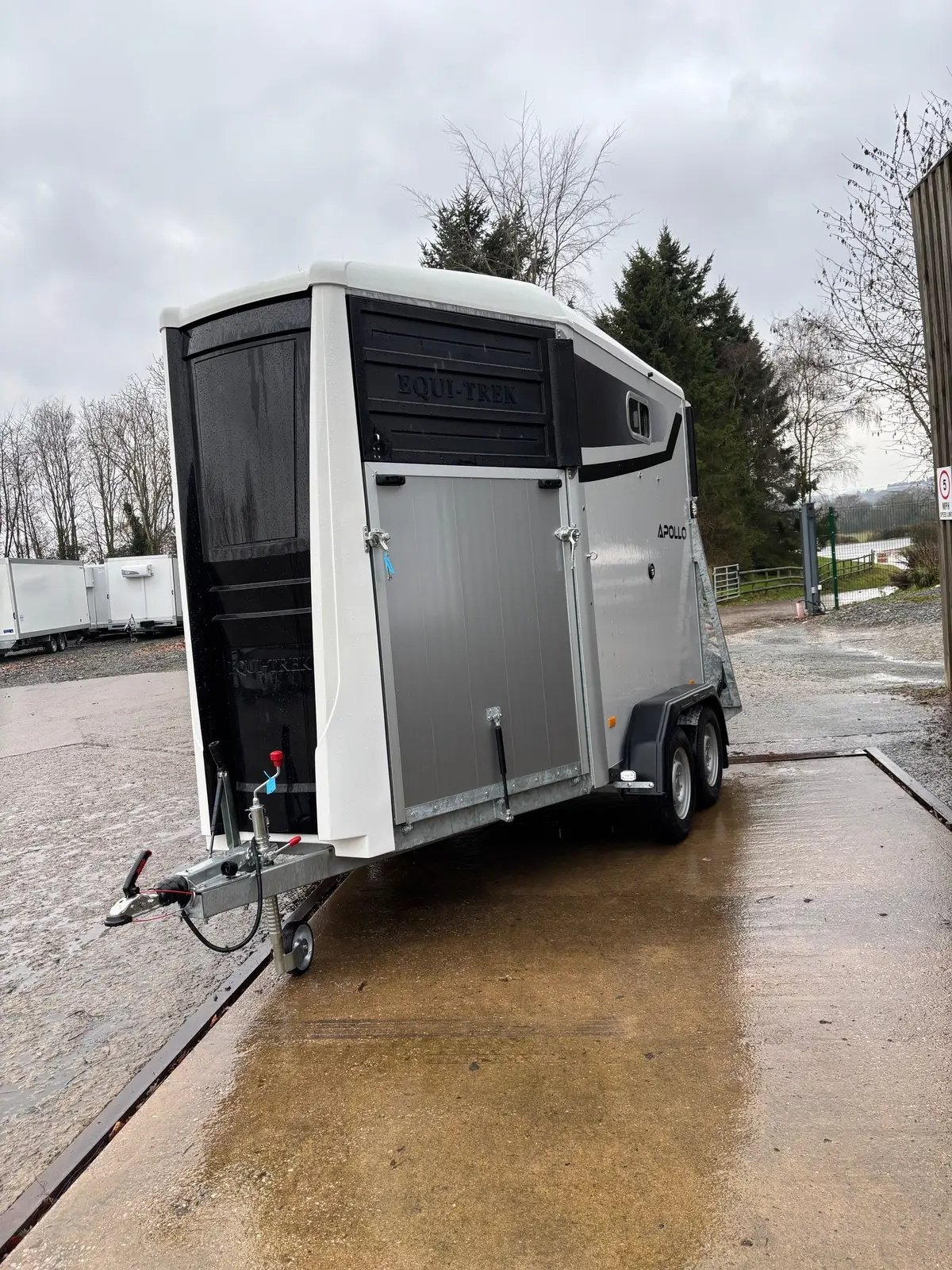 Equi-Trek Apollo Trailer for Sale