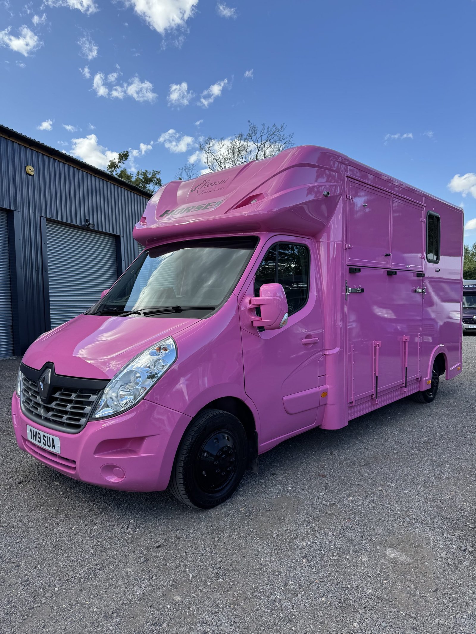 Regent Brand New build 3.5T - Full Wall - Warwickshire Horse Boxes